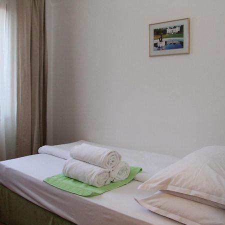 Royal Apartments Semendria Cameră foto