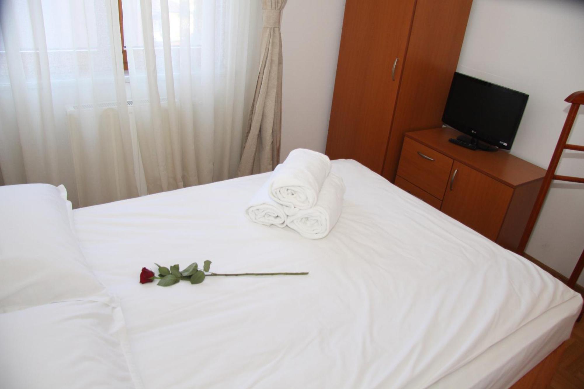 Royal Apartments Semendria Cameră foto